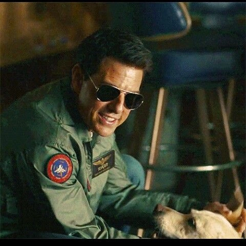 Tom cruise top gun 2 flight jacket