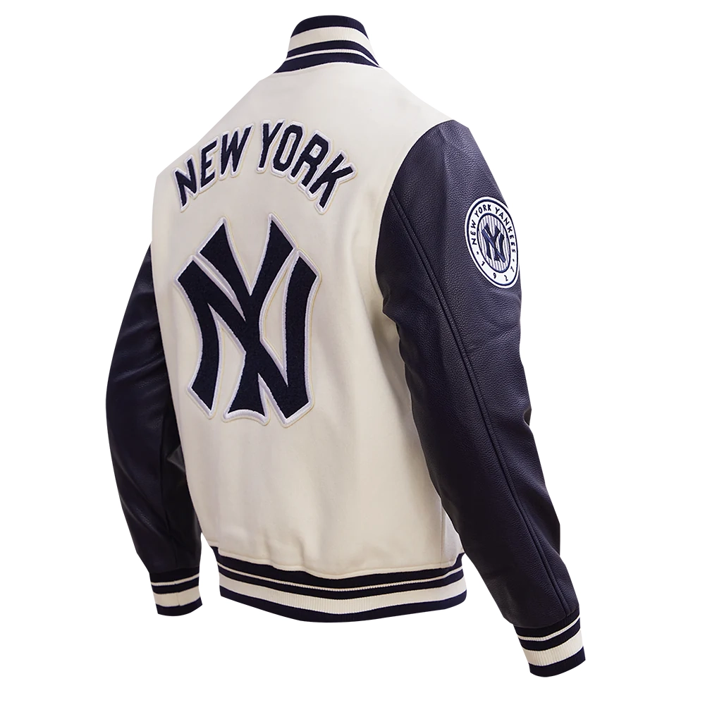 New York Yankees Retro Classic Wool & Leather Varsity Jacket - Image 3