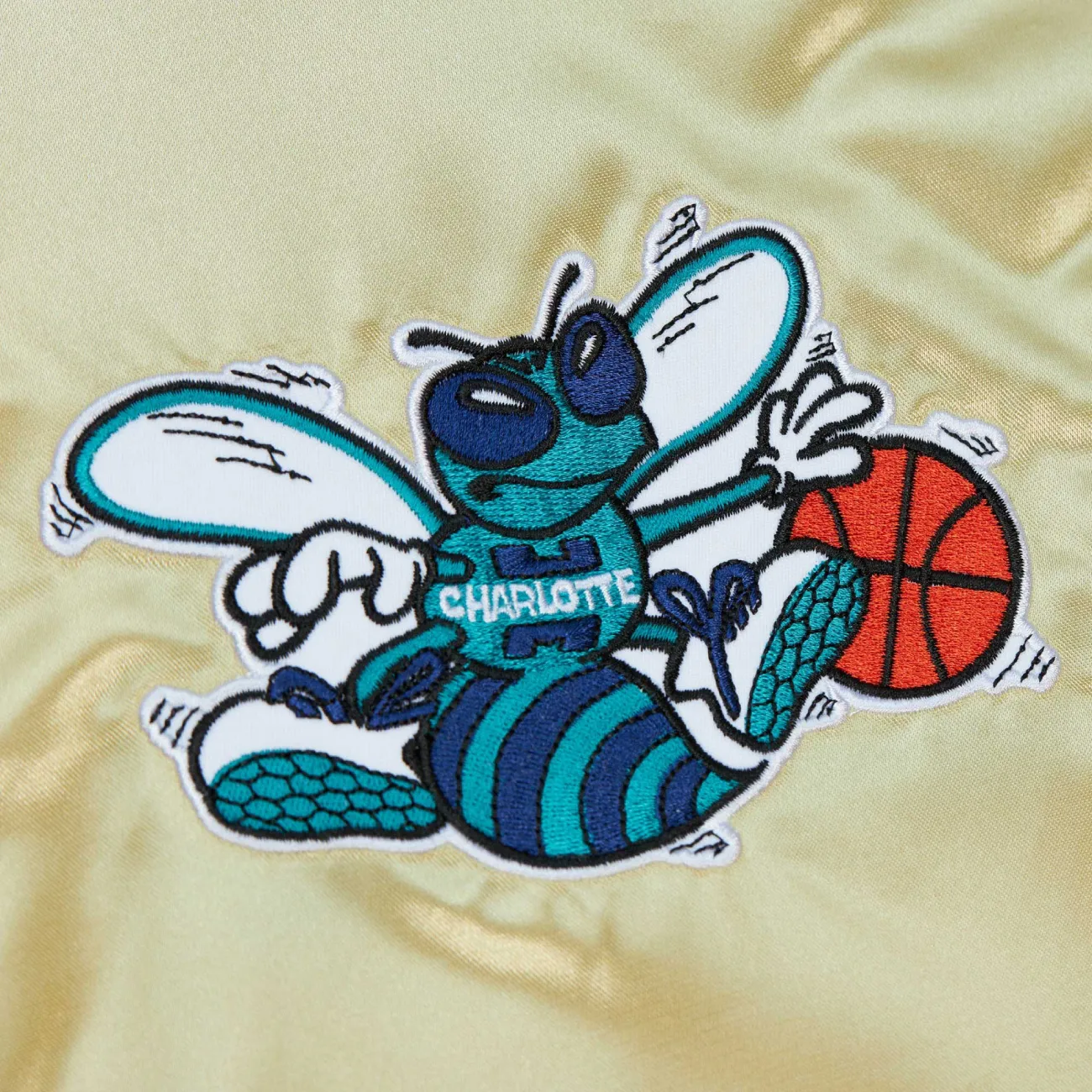 Charlotte hornets team og 20 full zip satin varsity jacket gold 3