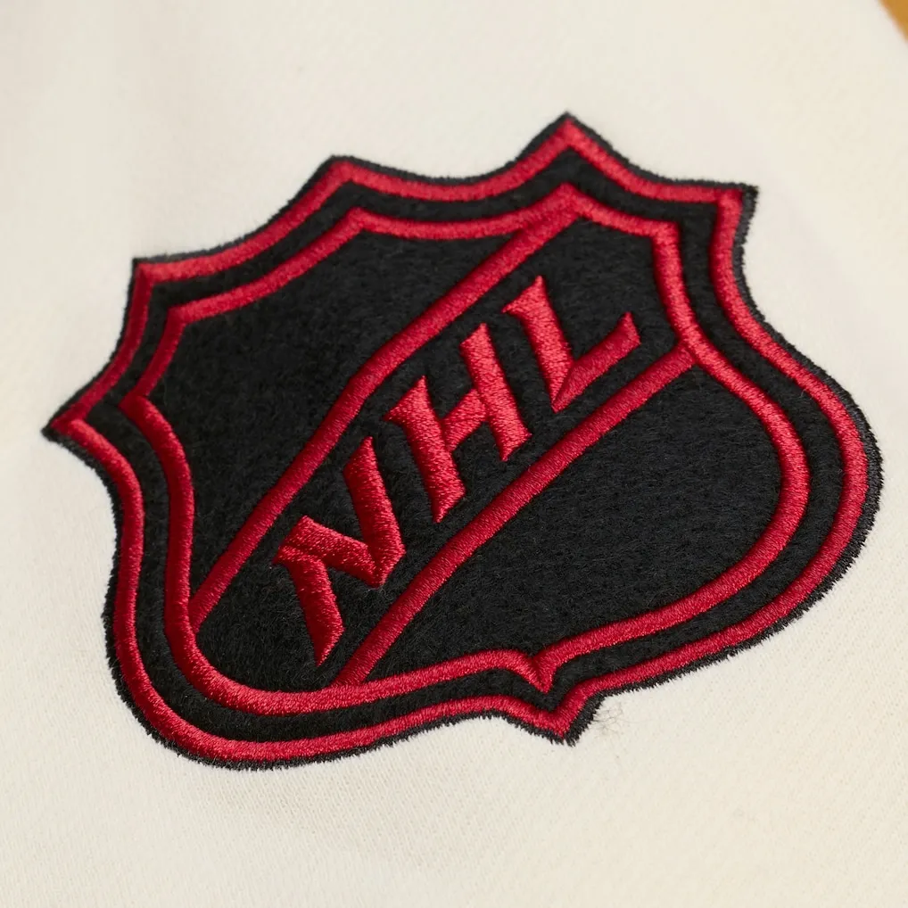 Chicago blackhawks browncream dusted hooded sleeve logo