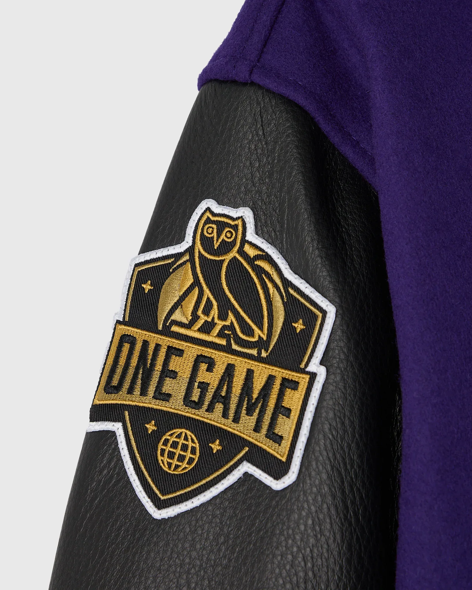 Los angeles lakers ovo x nba leather sleeve