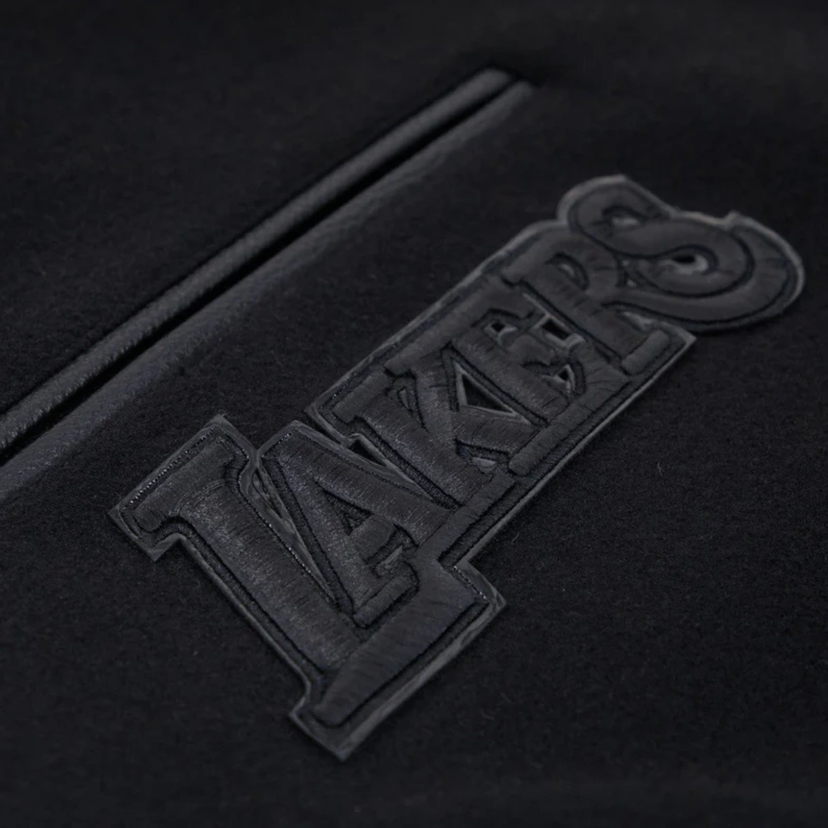 Los angeles lakers pro standard triple black varsity jacket 5