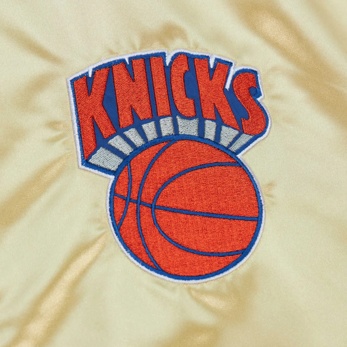New york knicks team og 20 vintage logo satin varsity jacket gold 3