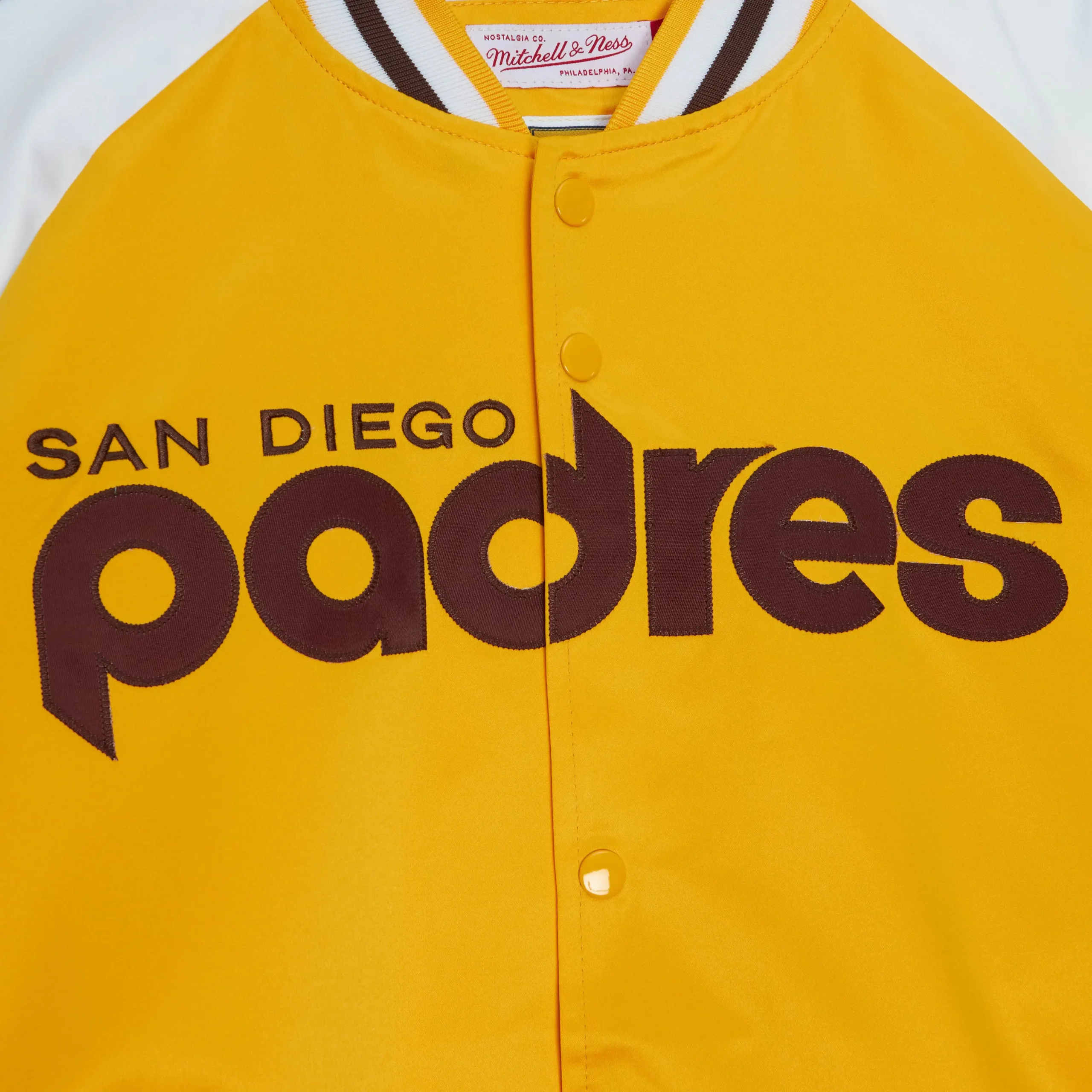 Primetime lightweight satin jacket san diego padres 3 scaled 1