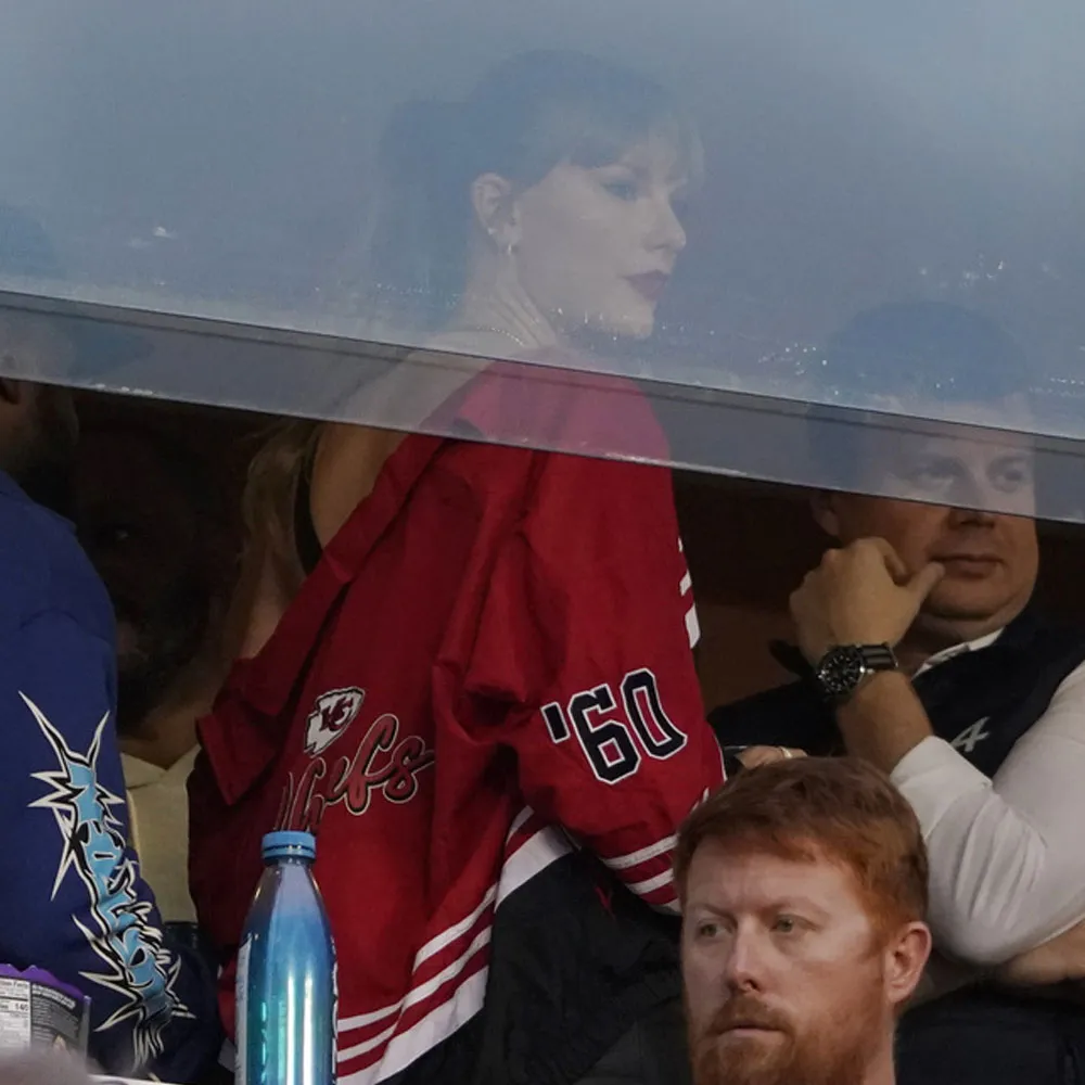 Taylor swift kansas city chiefs red full zip jacket