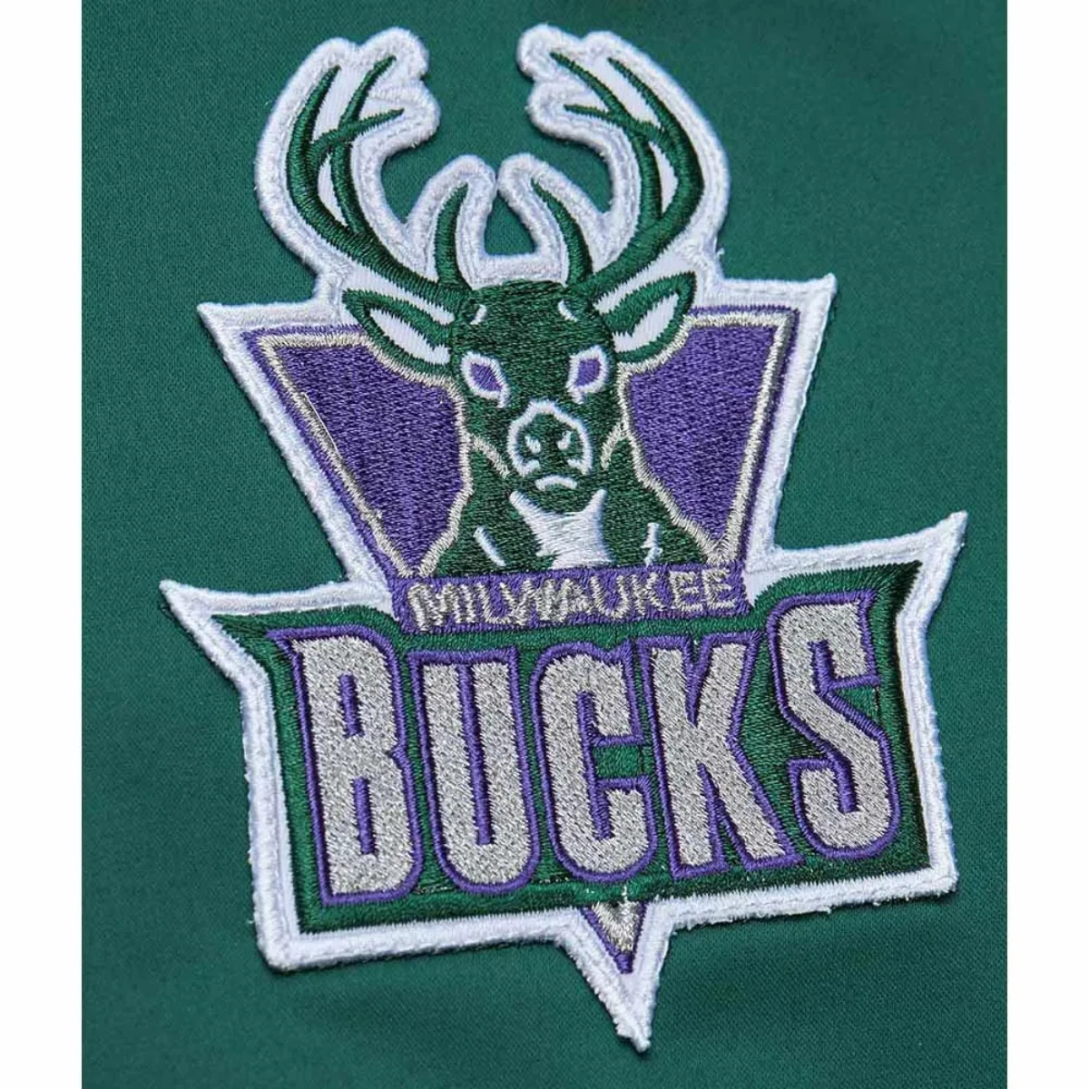Vintage logo milwaukee bucks green satin bomber jacket