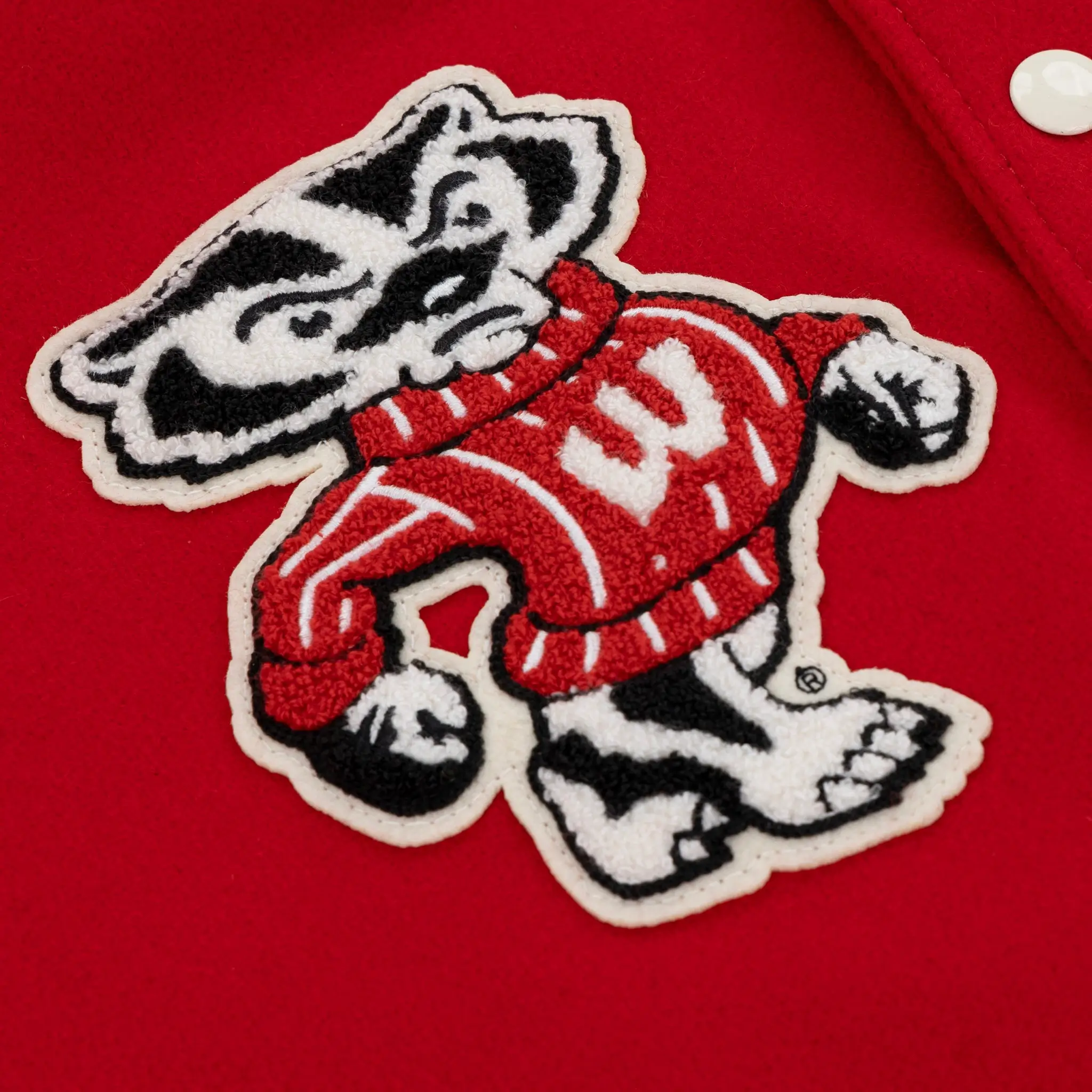 Wisconsin badgers 1952 authentic red wool logo