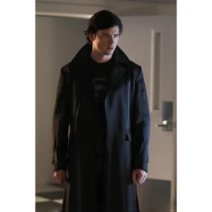 Clark kent smallville s9 black coat