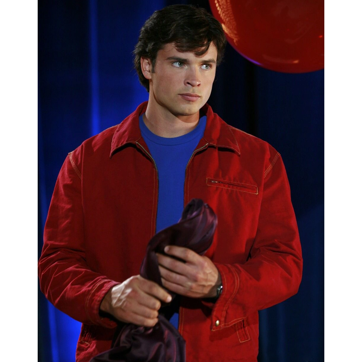 Smallville clark red jacket