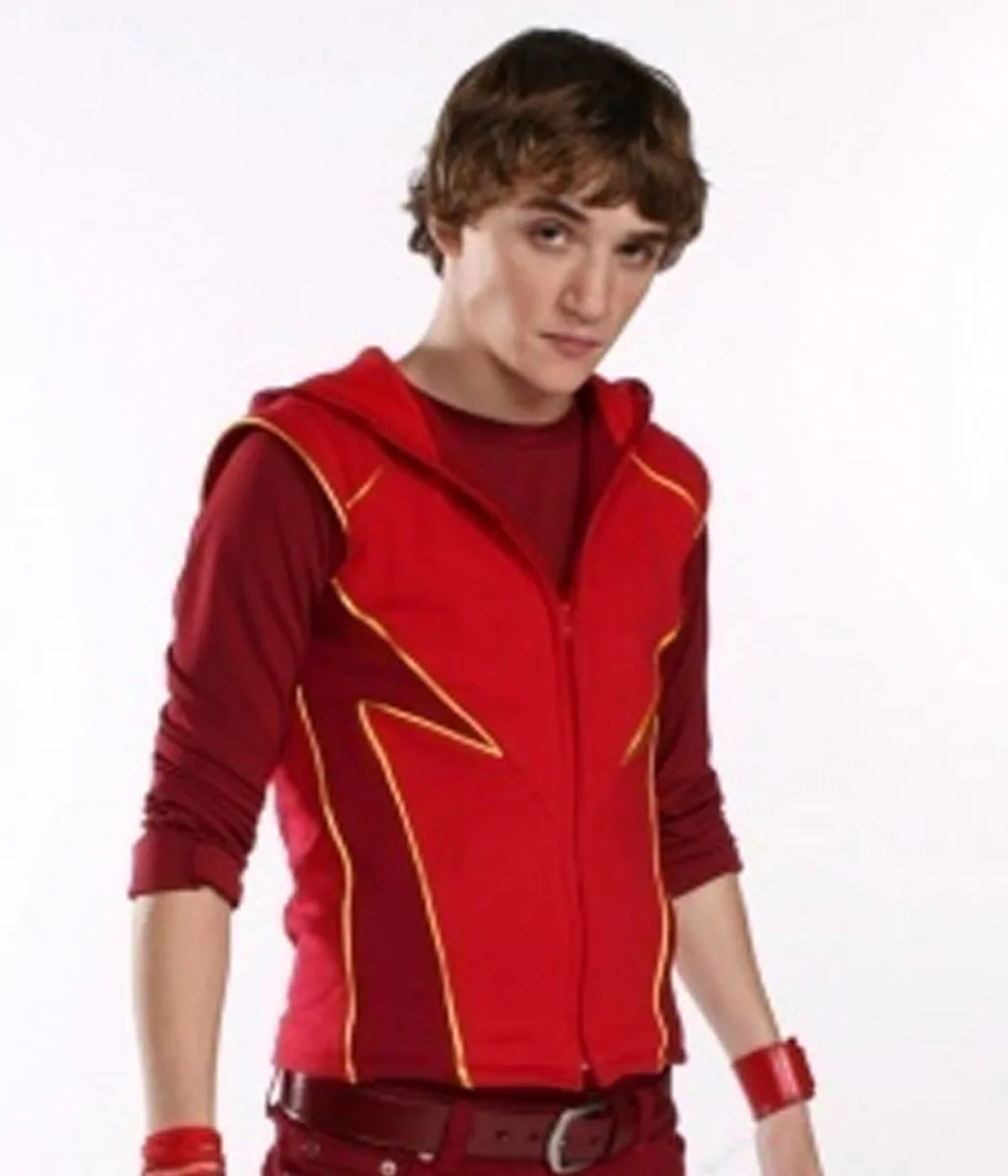 Smallville kyle gallner red vest