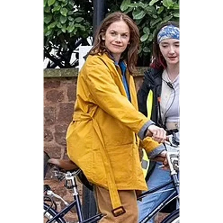 Ruth wilson coat