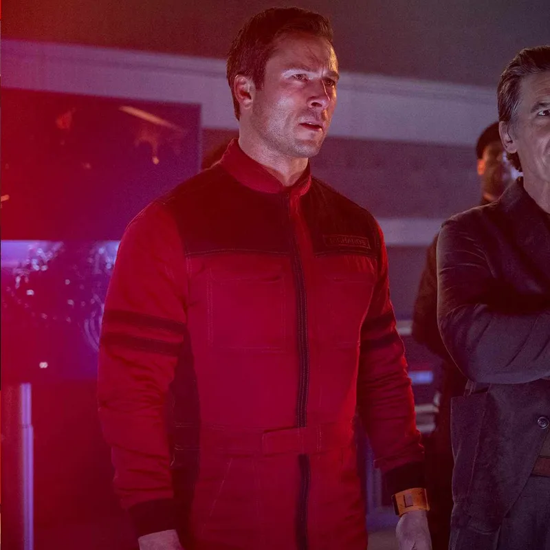 The running man glen powell jacket