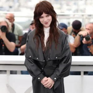 Sophie thatcher leather jacket